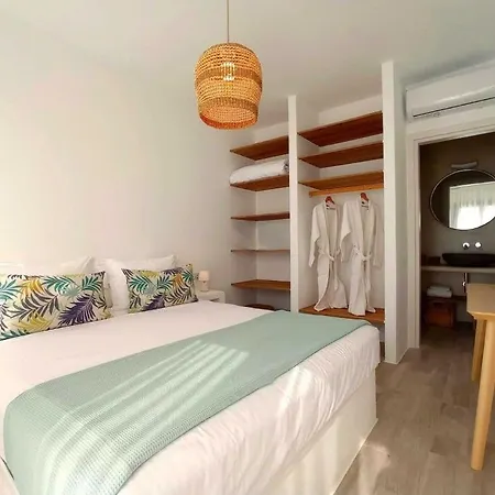 Irianna Of Naxos Semesterbostad *